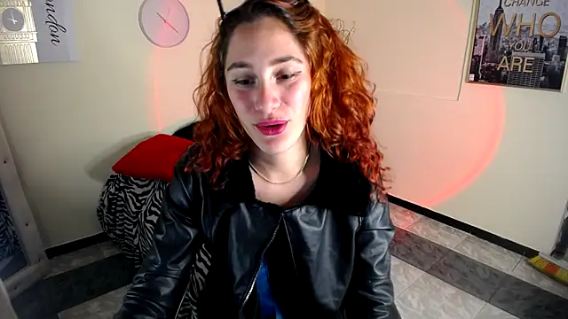 Snapshot of IsaBaileys_ chatting on 21, 3, 2025 IsaBaileys  online show from 21, 3, 2025