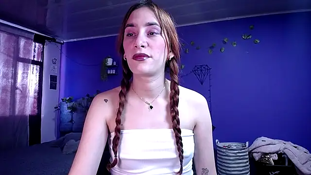 Snapshot of IsaBaileys_ chatting on 26, 9, 2025 IsaBaileys  online show from 26, 9, 2025