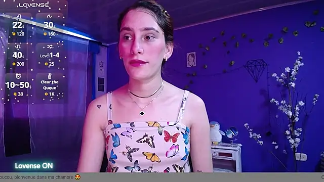 Snapshot of IsaBaileys_ chatting on 5, 10, 2025 IsaBaileys  online show from 5, 10, 2025