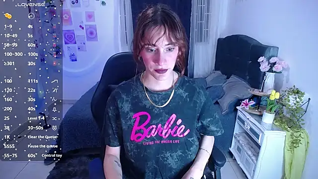 Snapshot of IsaBaileys_ chatting on 25, 4, 2026 IsaBaileys online show from 25, 4, 2026