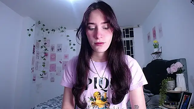 Snapshot of IsaBaileys_ chatting on 12, 5, 2026 IsaBaileys online show from 12, 5, 2026