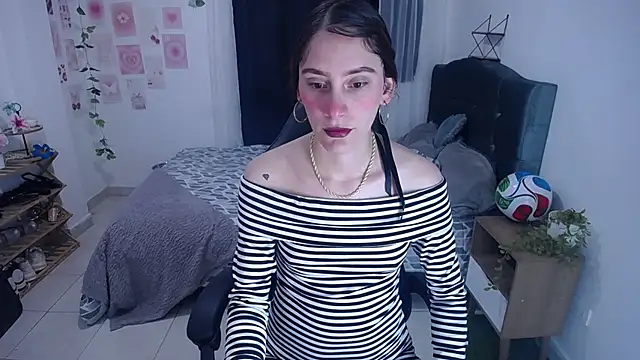 Snapshot of IsaBaileys_ chatting on 28, 6, 2026 IsaBaileys online show from 28, 6, 2026