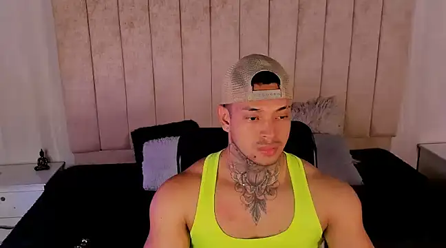 Stiven collins online show from 7, 12, 2024