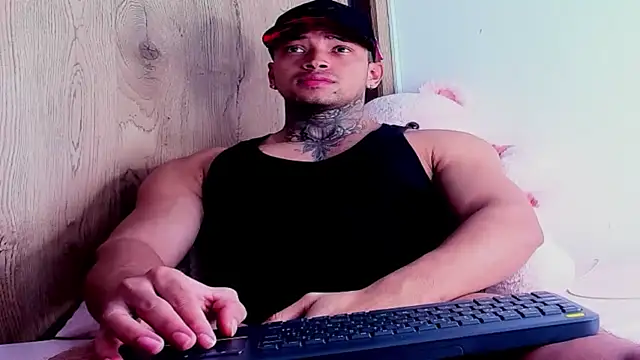 Stiven collins online show from 1, 12, 2025