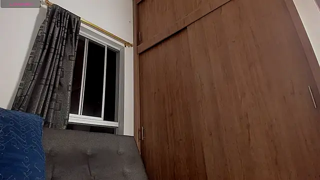 curt xxx online show from 11, 11, 2025