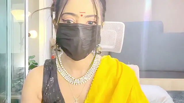 Snapshot of Monalisadon018 chatting on 13, 12, 2025 Monalisadon018 online show from 13, 12, 2025