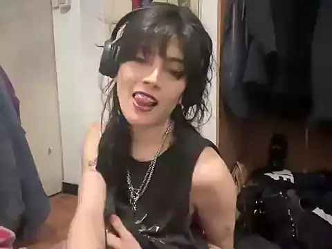 Snapshot of Cyberdark1312x chatting on 8, 10, 2025 Cyberdark1312x online show from 8, 10, 2025