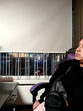 Cute Penelope online show from 14, 11, 2025