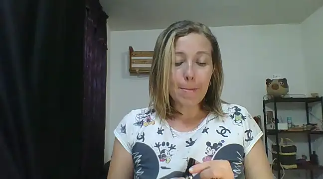 Snapshot of charlott_ponce chatting on 1, 1, 2025 charlott ponce online show from 1, 1, 2025