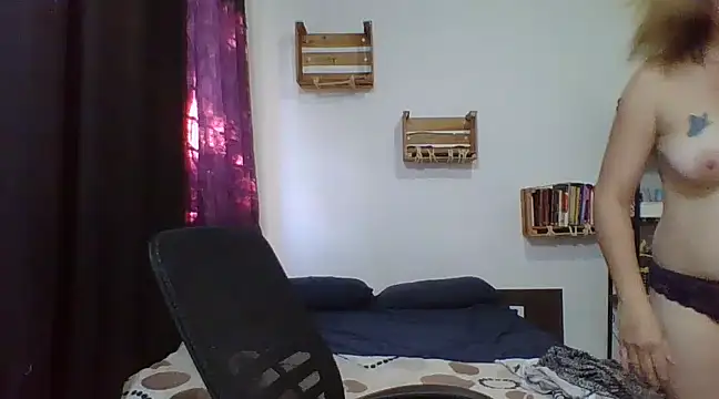Snapshot of charlott_ponce chatting on 24, 1, 2025 charlott ponce online show from 24, 1, 2025