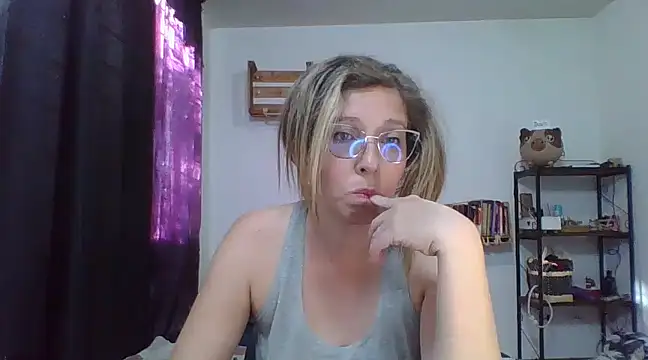 Snapshot of charlott_ponce chatting on 29, 1, 2025 charlott ponce online show from 29, 1, 2025