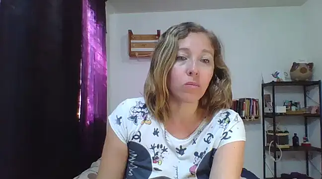 Snapshot of charlott_ponce chatting on 7, 2, 2025 charlott ponce online show from 7, 2, 2025