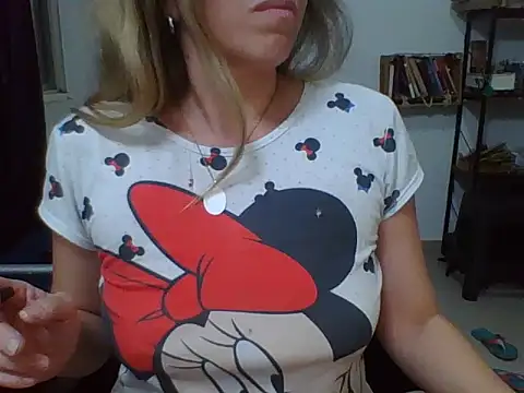 Snapshot of charlott_ponce chatting on 17, 6, 2026 charlott ponce online show from 17, 6, 2026