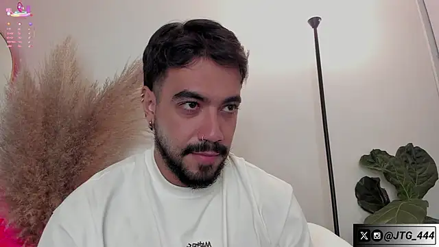 Snapshot of JeycobxBraand chatting on 8, 10, 2025 JeycobxBraand online show from 8, 10, 2025