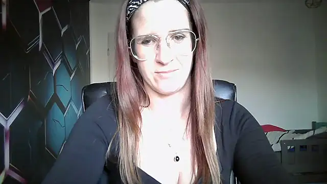 Snapshot of KayaRose chatting on 1, 10, 2025 KayaRose online show from 1, 10, 2025