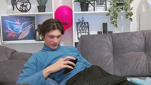 CalvinCay online show from 24, 2, 2025