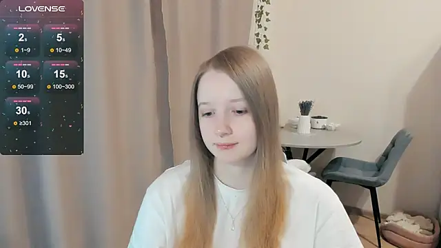 Snapshot of Alyaley chatting on 29, 10, 2025 Alyaley online show from 29, 10, 2025