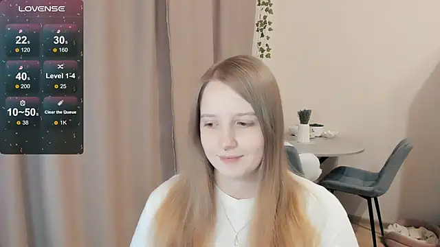 Snapshot of Alyaley chatting on 11, 11, 2025 Alyaley online show from 11, 11, 2025