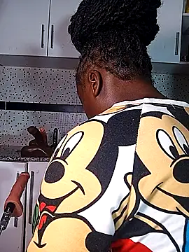 Bella045 online show from 17, 11, 2025