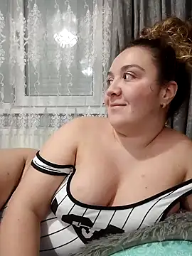 Snapshot of MikySWeet7 chatting on 7, 1, 2025 MikySWeet7 online show from 7, 1, 2025