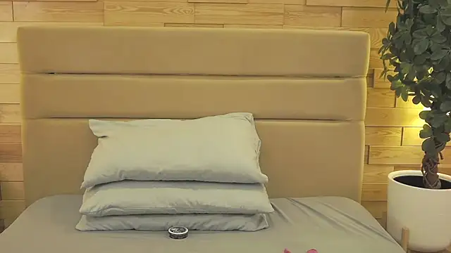 Snapshot of EthanPinkman chatting on 6, 3, 2026 EthanPinkman online show from 6, 3, 2026