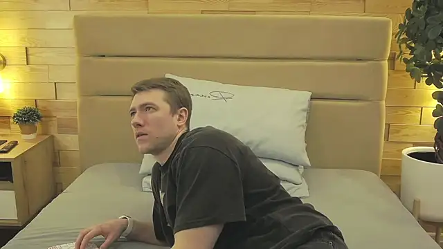 Snapshot of EthanPinkman chatting on 17, 3, 2026 EthanPinkman online show from 17, 3, 2026