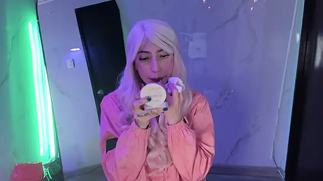 Snapshot of LilithCooperr_ chatting on 7, 2, 2026 LilithCooperr online show from 7, 2, 2026