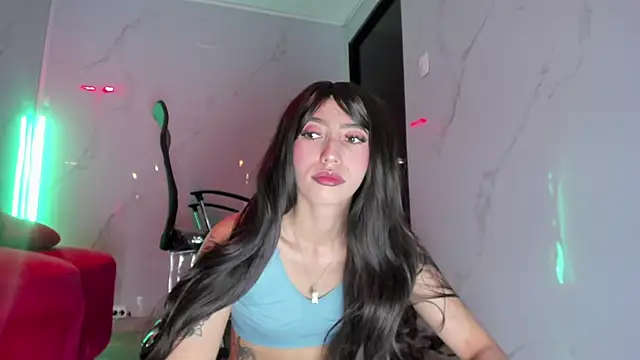 Snapshot of LilithCooperr_ chatting on 11, 4, 2026 LilithCooperr online show from 11, 4, 2026