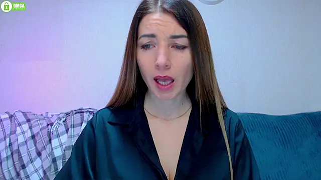 Snapshot of Sweet___Amelia chatting on 19, 10, 2025 Sweet   Amelia online show from 19, 10, 2025