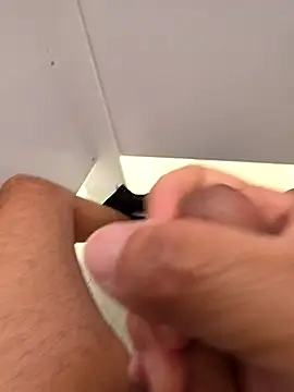 Sexy Men21 online show from 8, 5, 2026