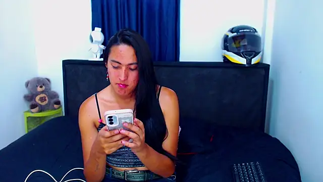 misss estrella online show from 15, 4, 2026