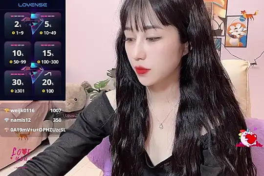  LLisa  online show from 11, 3, 2025