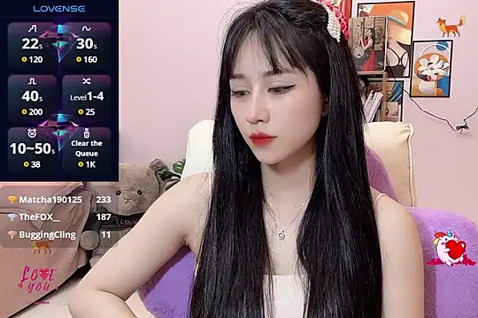 Snapshot of _LLisa_ chatting on 13, 3, 2025 LLisa online show from 13, 3, 2025