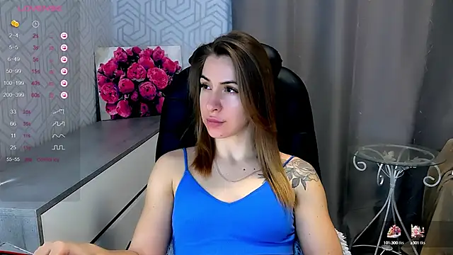 Snapshot of Naughty__Megan chatting on 6, 2, 2025 Naughty  Megan online show from 6, 2, 2025