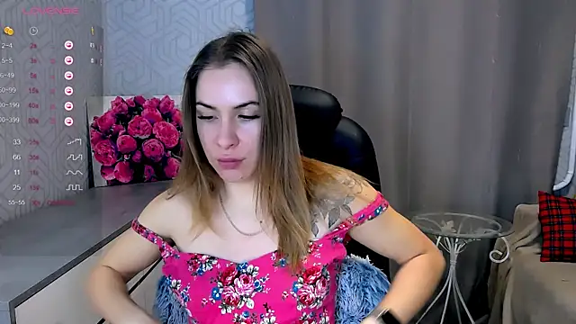 Snapshot of Naughty__Megan chatting on 14, 2, 2025 Naughty  Megan online show from 14, 2, 2025