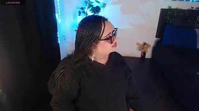 LiaScarlett online show from 24, 10, 2025