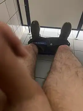 Snapshot of Drummer112 chatting on 13, 1, 2026 Drummer112 online show from 13, 1, 2026