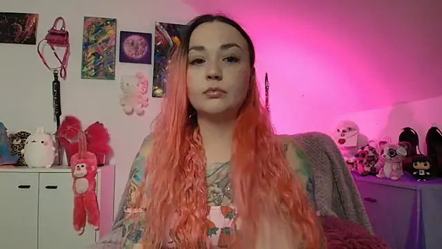 Snapshot of PinkHurricaneOfficial chatting on 2, 11, 2025 PinkHurricaneOfficial online show from 2, 11, 2025