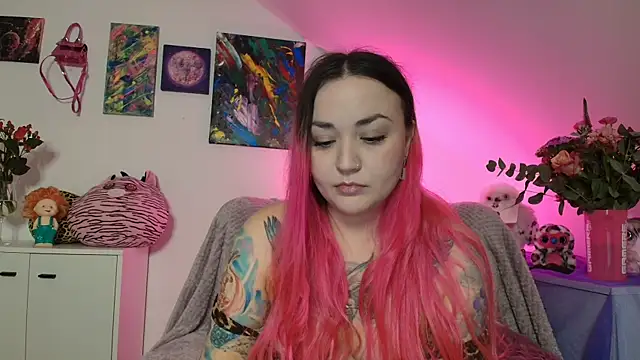 Snapshot of PinkHurricaneOfficial chatting on 23, 11, 2025 PinkHurricaneOfficial online show from 23, 11, 2025