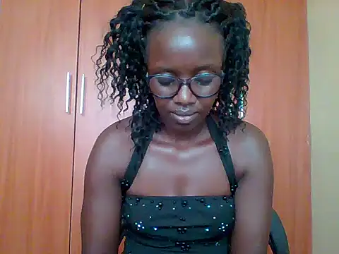 Snapshot of sexy_darleen23 chatting on 25, 3, 2026 sexy darleen23 online show from 25, 3, 2026