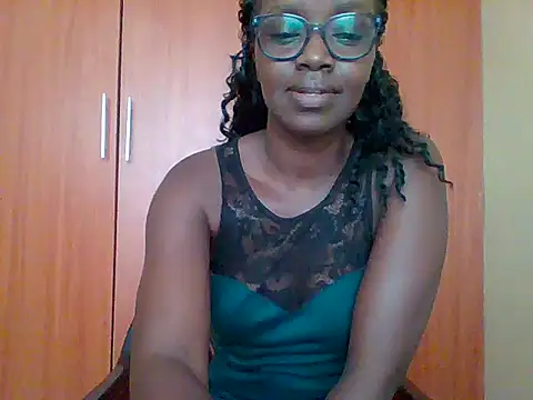 Snapshot of sexy_darleen23 chatting on 28, 3, 2026 sexy darleen23 online show from 28, 3, 2026