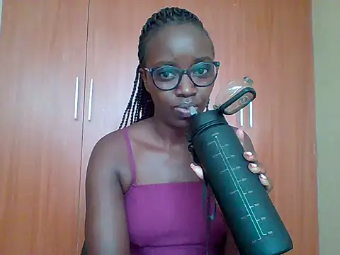 Snapshot of sexy_darleen23 chatting on 5, 4, 2026 sexy darleen23 online show from 5, 4, 2026