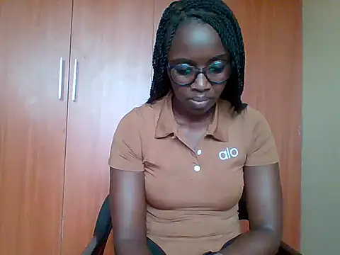 sexy darleen23 online show from 12, 5, 2026