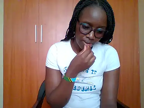 sexy darleen23 online show from 20, 5, 2026