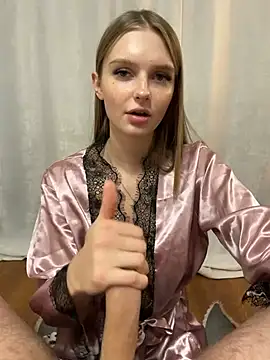 Snapshot of lovelly_molly chatting on 25, 1, 2025 lovelly molly online show from 25, 1, 2025