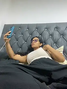Riana Kean online show from 14, 5, 2026