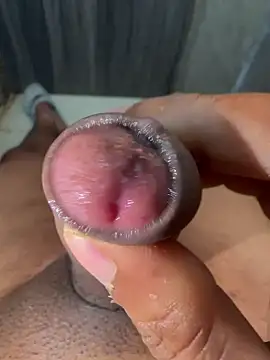 Snapshot of Cum_on_your_tityyy chatting on 10, 11, 2025 Cum on your tityyy online show from 10, 11, 2025