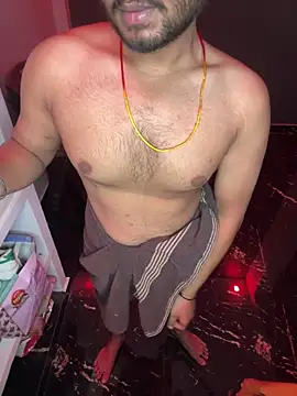 Snapshot of Cum_on_your_tityyy chatting on 27, 5, 2026 Cum on your tityyy online show from 27, 5, 2026