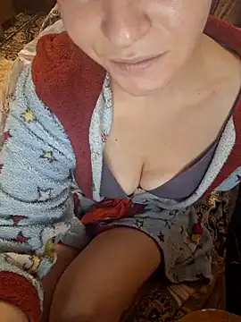  Kitti  online show from 5, 1, 2025