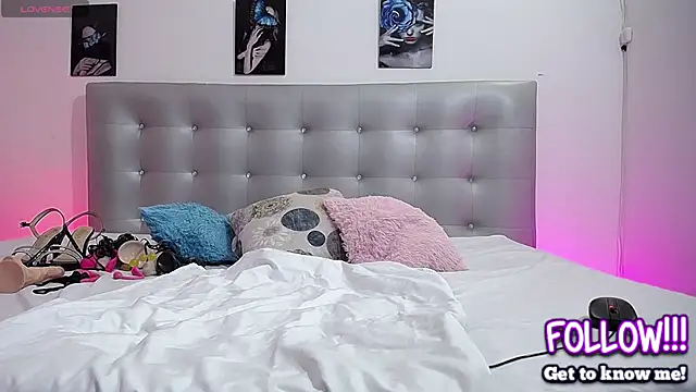 horny-juliette online show from 30, 3, 2026